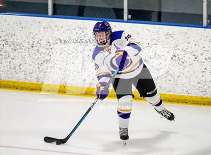 Thumbnail 3 in Gorham vs. Cheverus (MPA Regional Final) photogallery.
