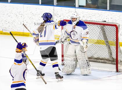 Thumbnail 3 in Gorham vs. Cheverus (MPA Regional Final) photogallery.