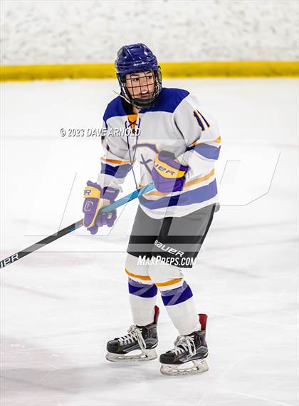 Thumbnail 3 in Gorham vs. Cheverus (MPA Regional Final) photogallery.
