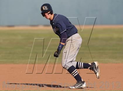 Thumbnail 2 in Loyola @ Crespi photogallery.