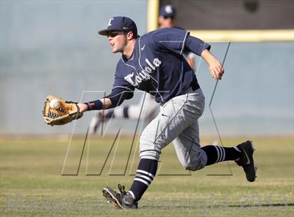 Thumbnail 3 in Loyola @ Crespi photogallery.