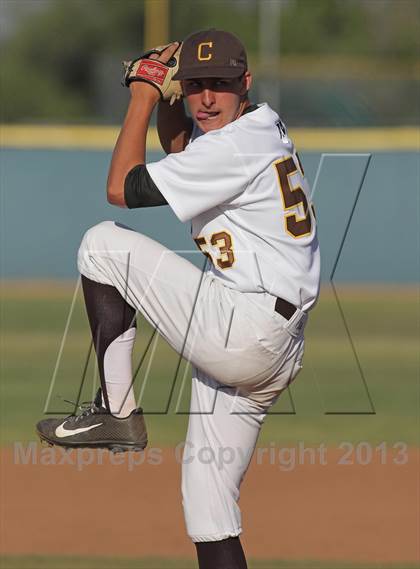 Thumbnail 2 in Loyola @ Crespi photogallery.