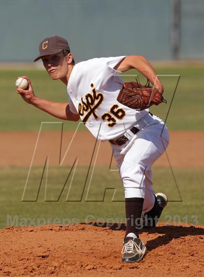 Thumbnail 1 in Loyola @ Crespi photogallery.