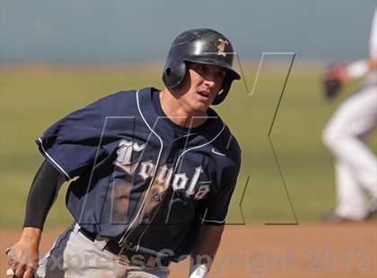 Thumbnail 2 in Loyola @ Crespi photogallery.