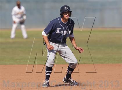 Thumbnail 2 in Loyola @ Crespi photogallery.