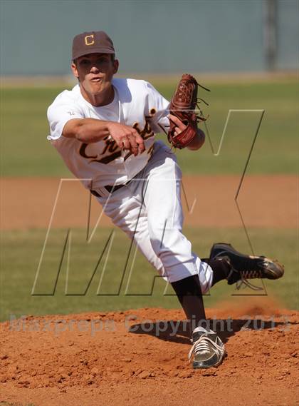 Thumbnail 2 in Loyola @ Crespi photogallery.
