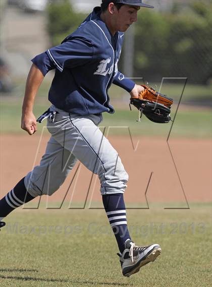 Thumbnail 1 in Loyola @ Crespi photogallery.