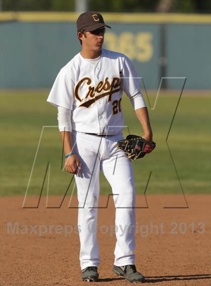 Thumbnail 2 in Loyola @ Crespi photogallery.
