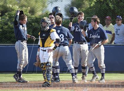 Thumbnail 2 in Loyola @ Crespi photogallery.