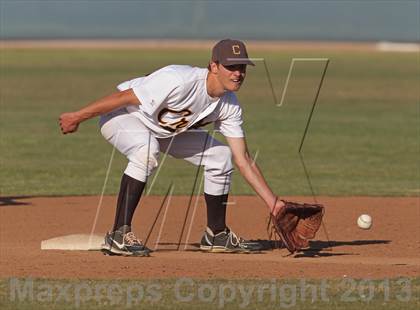 Thumbnail 3 in Loyola @ Crespi photogallery.