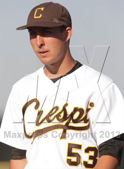 Thumbnail 2 in Loyola @ Crespi photogallery.
