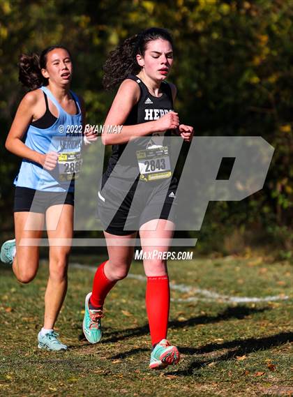 Thumbnail 2 in IHSAA Girls Cross Country Regionals photogallery.