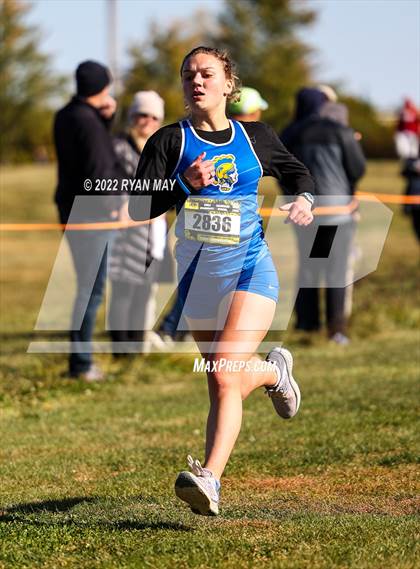 Thumbnail 3 in IHSAA Girls Cross Country Regionals photogallery.