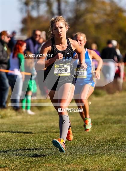Thumbnail 3 in IHSAA Girls Cross Country Regionals photogallery.