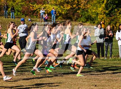 Thumbnail 3 in IHSAA Girls Cross Country Regionals photogallery.