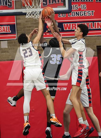 Thumbnail 3 in Cathedral Prep @ Kennedy Catholic photogallery.