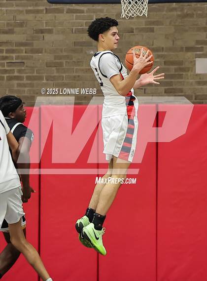 Thumbnail 3 in Cathedral Prep @ Kennedy Catholic photogallery.