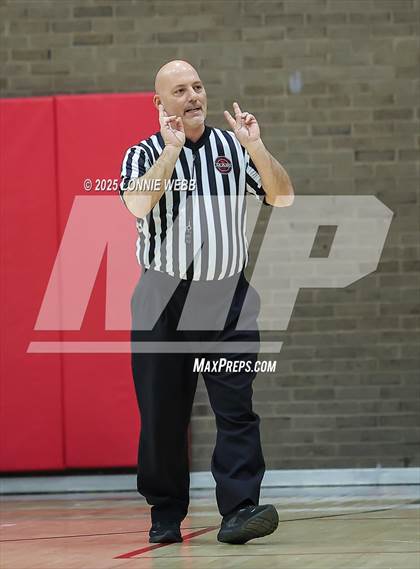 Thumbnail 3 in Cathedral Prep @ Kennedy Catholic photogallery.