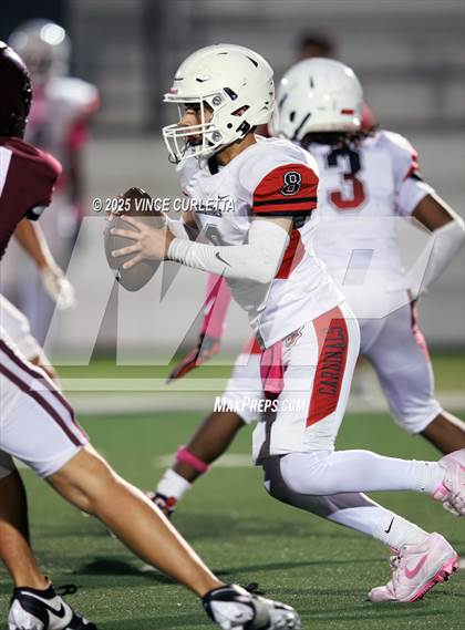 Thumbnail 2 in FR: Del Valle @ Dripping Springs photogallery.