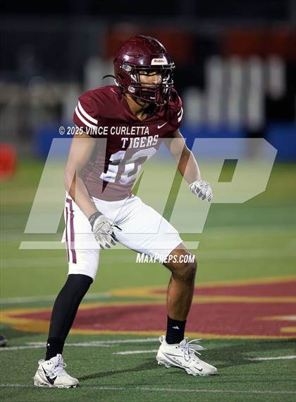 Thumbnail 3 in FR: Del Valle @ Dripping Springs photogallery.