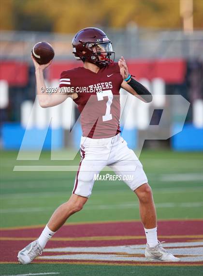 Thumbnail 1 in FR: Del Valle @ Dripping Springs photogallery.