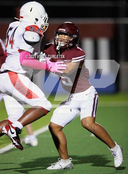 Thumbnail 2 in FR: Del Valle @ Dripping Springs photogallery.