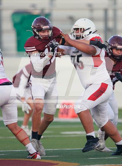 Thumbnail 3 in FR: Del Valle @ Dripping Springs photogallery.