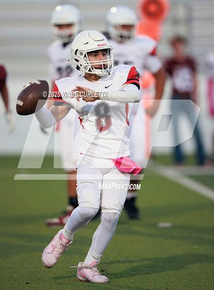 Thumbnail 1 in FR: Del Valle @ Dripping Springs photogallery.