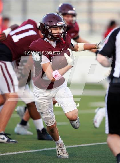 Thumbnail 2 in FR: Del Valle @ Dripping Springs photogallery.