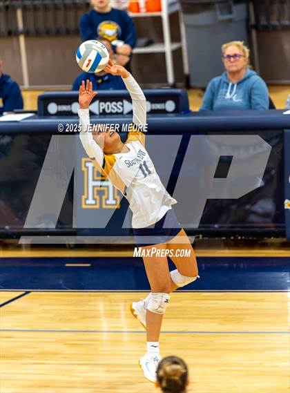 Thumbnail 2 in South Lyon vs Mercy (MHSAA Division 1 Regional Final) photogallery.