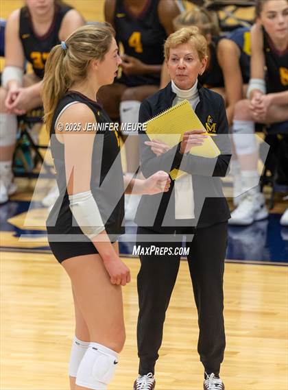 Thumbnail 1 in South Lyon vs Mercy (MHSAA Division 1 Regional Final) photogallery.