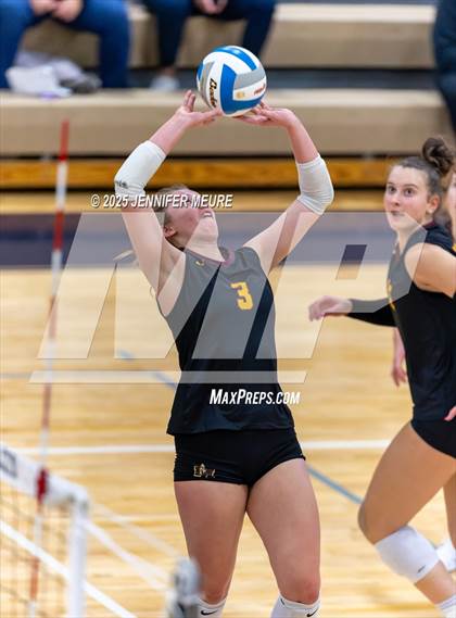 Thumbnail 1 in South Lyon vs Mercy (MHSAA Division 1 Regional Final) photogallery.