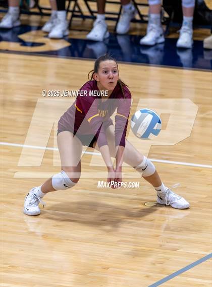 Thumbnail 1 in South Lyon vs Mercy (MHSAA Division 1 Regional Final) photogallery.