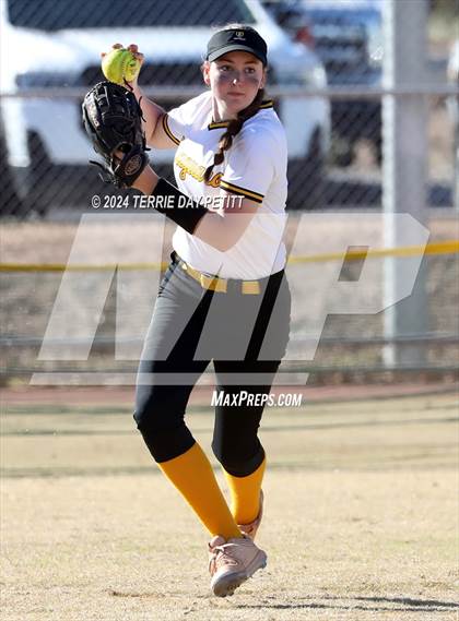 Thumbnail 3 in Saguaro vs Horizon (Sunrise Mountain Invitational) photogallery.