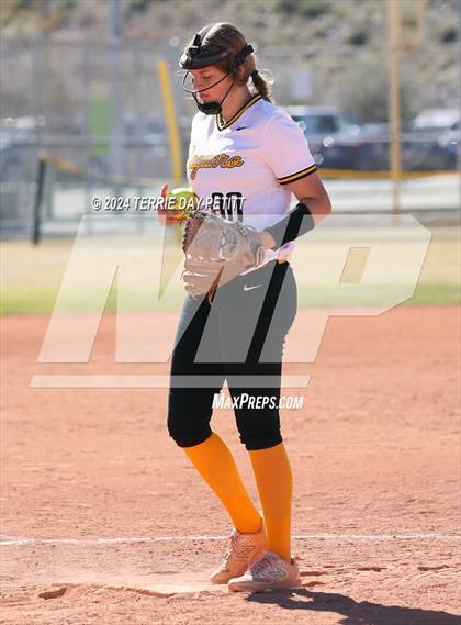 Thumbnail 3 in Saguaro vs Horizon (Sunrise Mountain Invitational) photogallery.