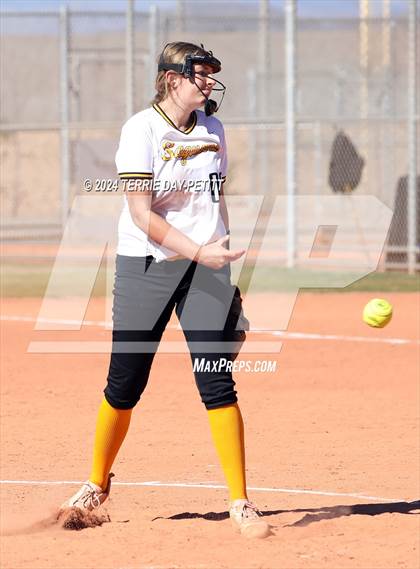 Thumbnail 3 in Saguaro vs Horizon (Sunrise Mountain Invitational) photogallery.