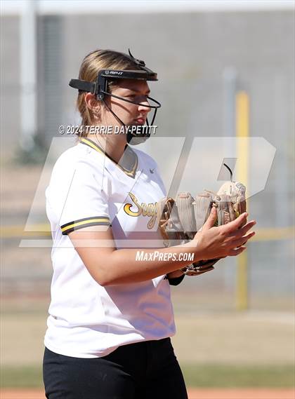 Thumbnail 2 in Saguaro vs Horizon (Sunrise Mountain Invitational) photogallery.