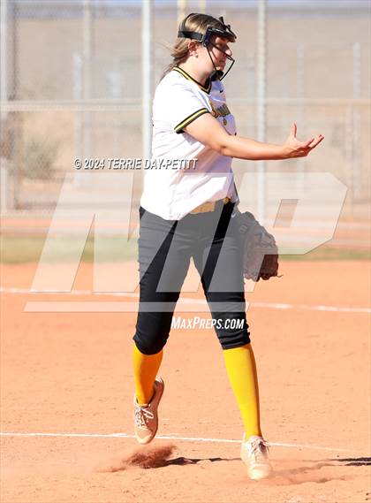 Thumbnail 2 in Saguaro vs Horizon (Sunrise Mountain Invitational) photogallery.