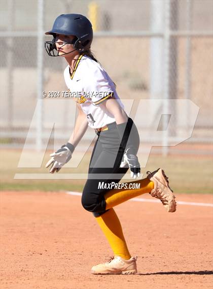 Thumbnail 1 in Saguaro vs Horizon (Sunrise Mountain Invitational) photogallery.