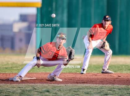 Thumbnail 1 in Andress @ El Paso photogallery.
