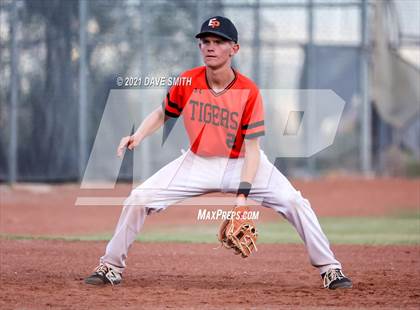 Thumbnail 3 in Andress @ El Paso photogallery.