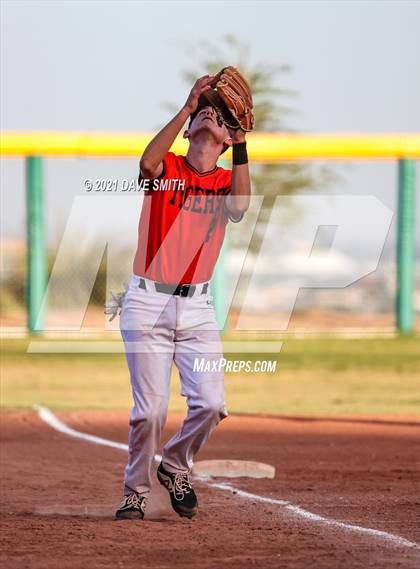 Thumbnail 3 in Andress @ El Paso photogallery.