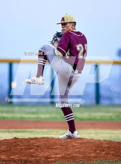 Thumbnail 3 in Andress @ El Paso photogallery.