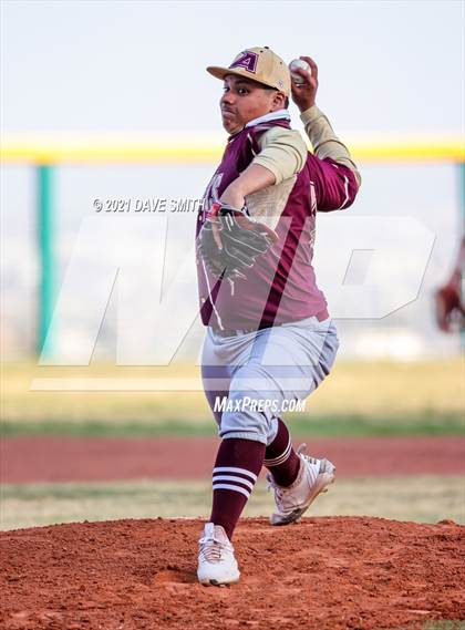 Thumbnail 2 in Andress @ El Paso photogallery.