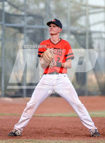 Thumbnail 1 in Andress @ El Paso photogallery.