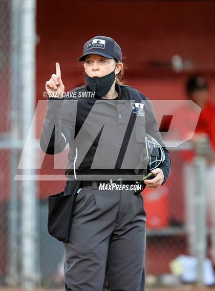 Thumbnail 3 in Andress @ El Paso photogallery.