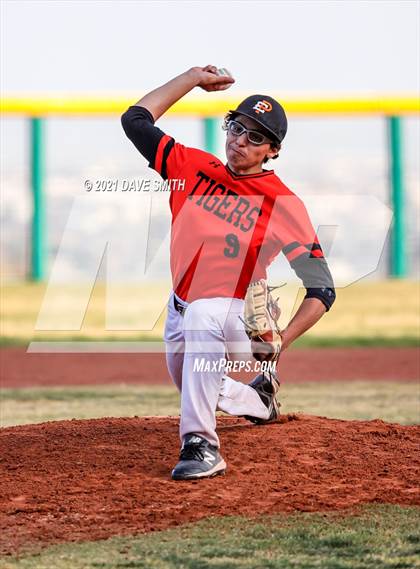 Thumbnail 1 in Andress @ El Paso photogallery.