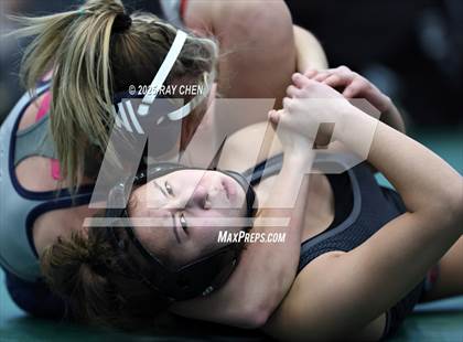 Thumbnail 3 in Alpha Female Tournament photogallery.