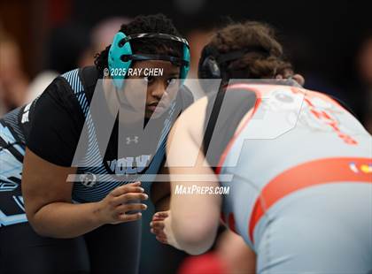 Thumbnail 1 in Alpha Female Tournament photogallery.