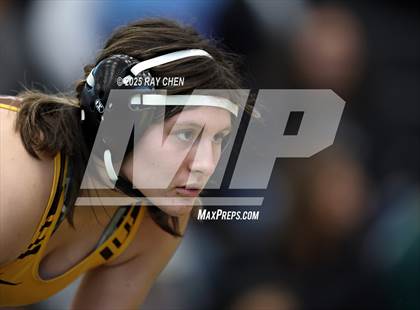 Thumbnail 3 in Alpha Female Tournament photogallery.